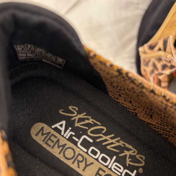 Skechers shoes - Picture 2 of 3